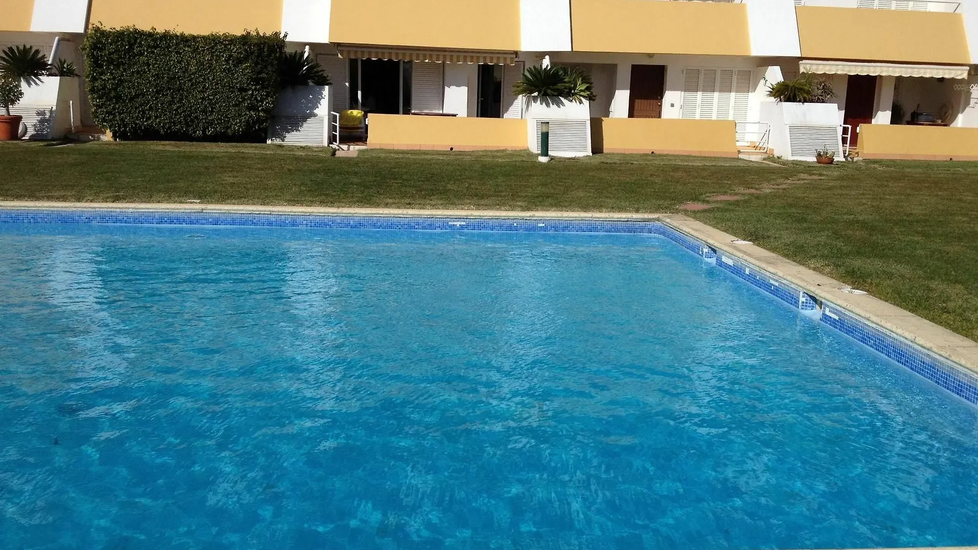 House With 2 Bedrooms In Vilamoura, With Pool Access And Enclosed Gard Apartment